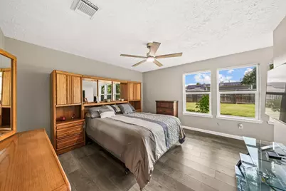 9911 Sageaspen Lane, Houston, TX 77089 - Photo 12