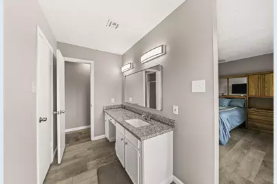 9911 Sageaspen Lane, Houston, TX 77089 - Photo 10
