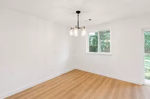 10911 Corona Ln, Houston, TX 77072 - Photo 14