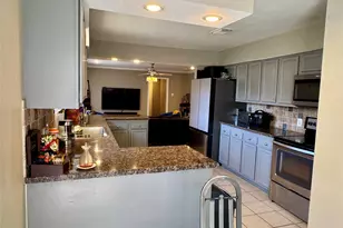5218 Willowbend Blvd, Houston, TX 77096 - Photo 8
