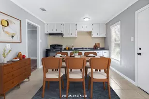 1112 8th St, Orange, TX 77630 - Photo 2