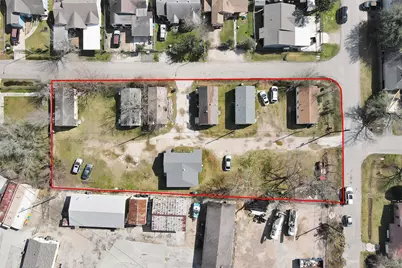 5817 Downing Street, Houston, TX 77020 - Photo 2