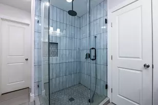 2226 Woodland Springs St, Houston, TX 77077 - Photo 44