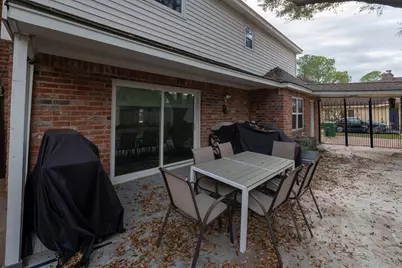 2226 Woodland Springs Street, Houston, TX 77077 - Photo 8