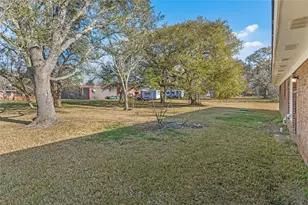 15903 Hickory Dr, Alvin, TX 77511 - Photo 36
