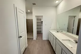2506 Peacock Ore Dr, Rosharon, TX 77583 - Photo 10