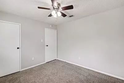 7307 Willow Oak Drive, Baytown, TX 77521 - Photo 16