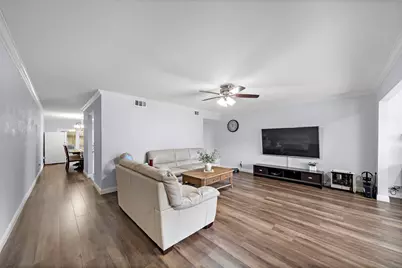 12633 Memorial Drive #83, Houston, TX 77024 - Photo 2