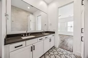 1812 W Webster St, Houston, TX 77019 - Photo 20