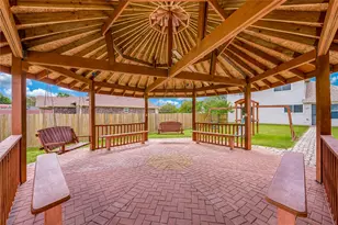 8645 Rinn St, Houston, TX 77078 - Photo 36