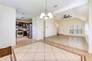 8645 Rinn St, Houston, TX 77078 - Photo 14