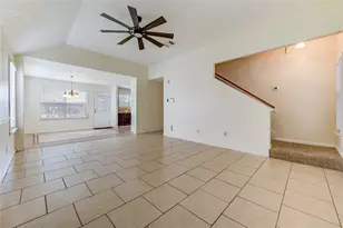 8645 Rinn St, Houston, TX 77078 - Photo 6