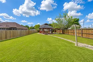 8645 Rinn St, Houston, TX 77078 - Photo 38