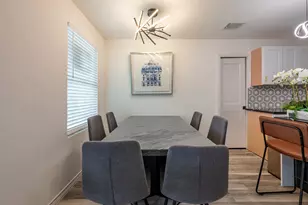 4805 Southwind St, Houston, TX 77033 - Photo 10