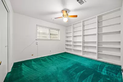 11407 Valley Spring Drive, Houston, TX 77043 - Photo 20