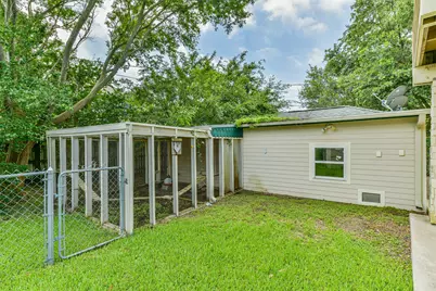 5723 Stewart Avenue, Galveston, TX 77551 - Photo 8