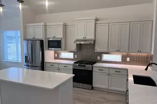 2415 Garden Arbor, Tomball, TX 77375 - Photo 2