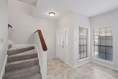734 Country Place Drive #D, Houston, TX 77079 - Photo 6