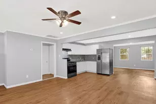 2210 Marshall St, Pasadena, TX 77506 - Photo 4