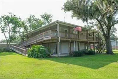 915 Live Oak Drive, Jones Creek, TX 77541 - Photo 10