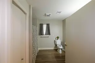 915 Live Oak Dr, Jones Creek, TX 77541 - Photo 24