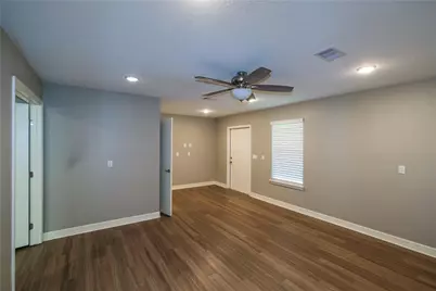 915 Live Oak Drive, Jones Creek, TX 77541 - Photo 18