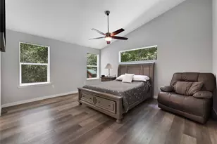 70 N Royale Greens Dr, Coldspring, TX 77331 - Photo 14