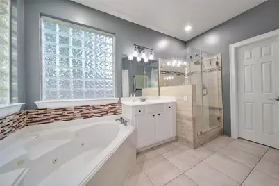 14427 Brighton Trace Lane, Houston, TX 77044 - Photo 18