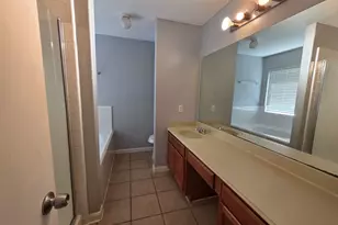 2647 Kiplands Ct, Houston, TX 77014 - Photo 16