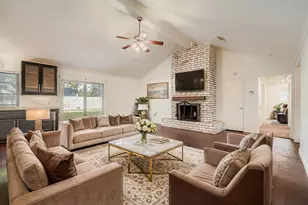 1411 Neptune Ln, Houston, TX 77062 - Photo 6