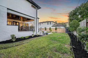 3205 Durhill St, Houston, TX 77025 - Photo 32