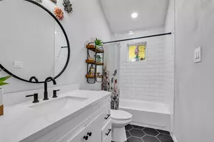 2535 Jeb Stuart Ct, League City, TX 77573 - Photo 2
