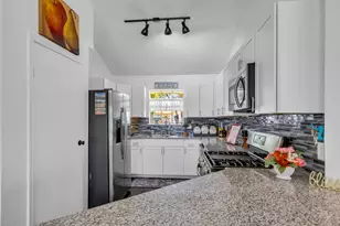 2535 Jeb Stuart Ct, League City, TX 77573 - Photo 12