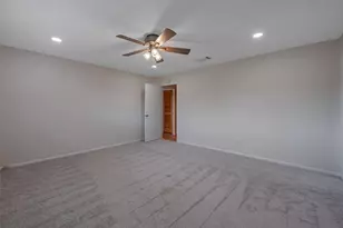 730 Seamaster Dr, Houston, TX 77062 - Photo 16