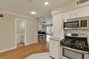 20 Golfview Manor Rd, Huntsville, TX 77340 - Photo 10