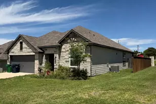 1452 Lk Rdg Dr, Brenham, TX 77833 - Photo 2