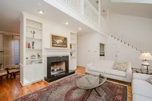 9518 Bayou Brook St, Houston, TX 77063 - Photo 10