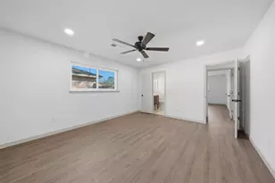 5002 Cedar Creek Dr, Dickinson, TX 77539 - Photo 26