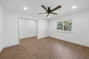 5002 Cedar Creek Dr, Dickinson, TX 77539 - Photo 6