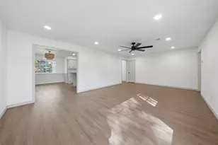 5002 Cedar Creek Dr, Dickinson, TX 77539 - Photo 20