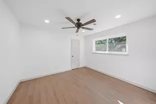 5002 Cedar Creek Dr, Dickinson, TX 77539 - Photo 34