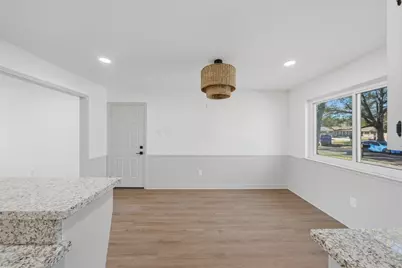 5002 Cedar Creek Drive, Dickinson, TX 77539 - Photo 14