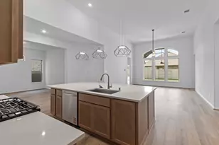 2518 Gleaming Pear Dr, Manvel, TX 77578 - Photo 6