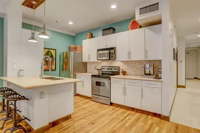 917 Main Street #305, Houston, TX 77002 - Photo 6