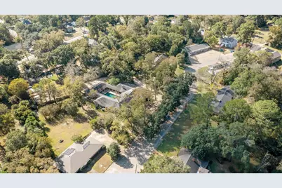 909 E Mimosa Lane, Crockett, TX 75835 - Photo 2