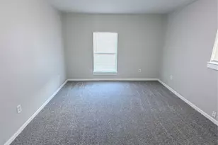 866 N Victory Dr, Houston, TX 77088 - Photo 16