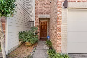 650 Westcross St, Houston, TX 77018 - Photo 2