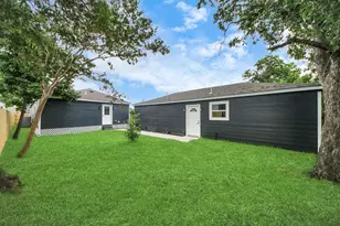 1218 Des Jardines St, Houston, TX 77023 - Photo 1