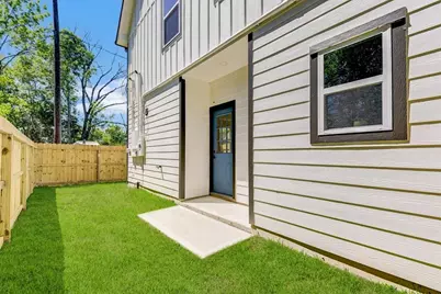 8404 Tate Street #B, Houston, TX 77028 - Photo 2