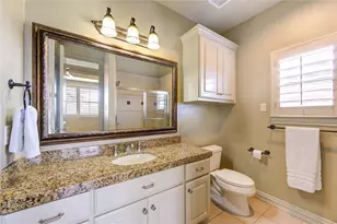 13727 Slate Creek Ln, Houston, TX 77077 - Photo 36